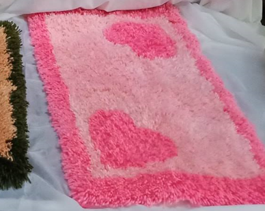 Shaggy rug and mat making ideas.