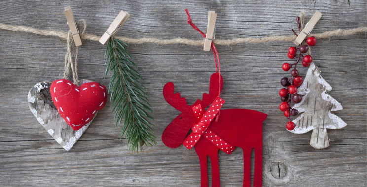 Handmade Holidays: The Magic of Crafting During the Festive Season